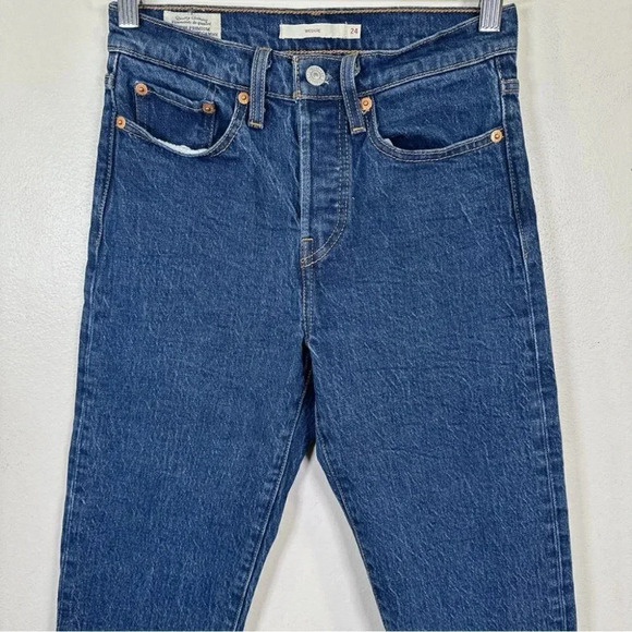 Levi's Womens Size 24 Wedgie Icon Fit Dark Wash  Jeans - Picture 3 of 16